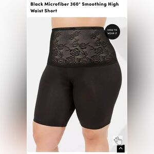 Torrid Black Microfiber 360 Smoothing High Waist Shorts - Floral Print - Size 3